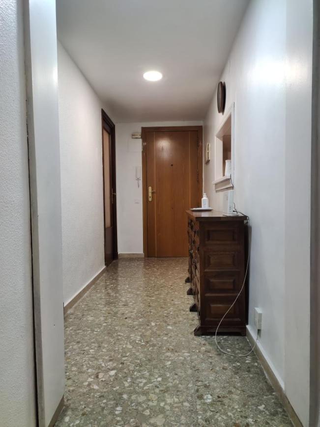 35-3- Комната В Квартире Для Семьи От 1 До 4 Человек В Центре Аликанте Alicante Exterior foto